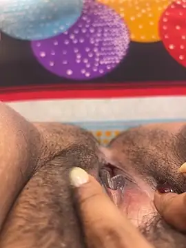 Snapshot of Sexyvarsha143 chatting on October 3, 2025, 7:21 am Sexyvarsha143 online show from October 3, 2025, 7:21 am