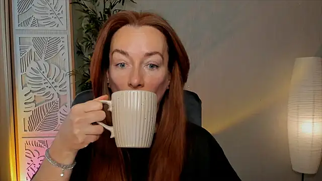 Snapshot of RebeccaMartinez chatting on March 15, 2026, 6:20 am RebeccaMartinez online show from March 15, 2026, 6:20 am