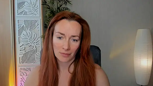 Snapshot of RebeccaMartinez chatting on April 5, 2026, 7:37 am RebeccaMartinez online show from April 5, 2026, 7:37 am