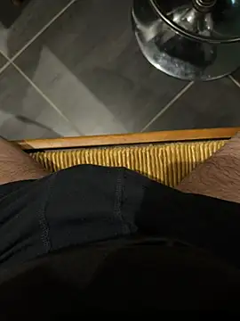 mattexhibe online show from January 9, 2026, 7:21 pm