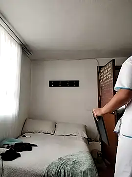 katha steele  online show from February 13, 2025, 12:21 pm