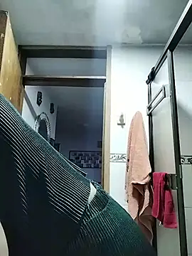 katha steele  online show from October 18, 2025, 10:06 am