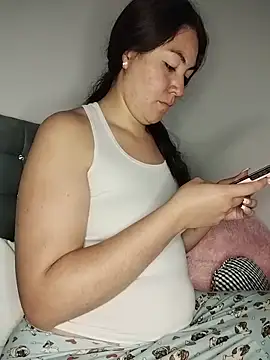 katha steele  online show from November 7, 2025, 9:03 am