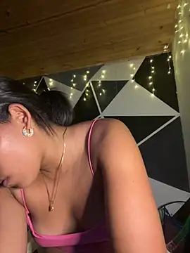 Snapshot of emilyharber chatting on October 30, 2025, 7:11 pm emilyharber online show from October 30, 2025, 7:11 pm