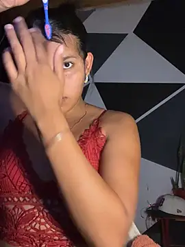 Snapshot of emilyharber chatting on December 5, 2025, 8:28 pm emilyharber online show from December 5, 2025, 8:28 pm