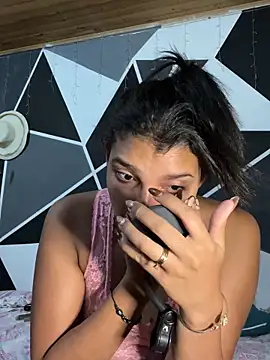 Snapshot of emilyharber chatting on September 25, 2025, 9:10 pm emilyharber online show from September 25, 2025, 9:10 pm