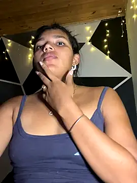 Snapshot of emilyharber chatting on November 10, 2025, 8:14 pm emilyharber online show from November 10, 2025, 8:14 pm