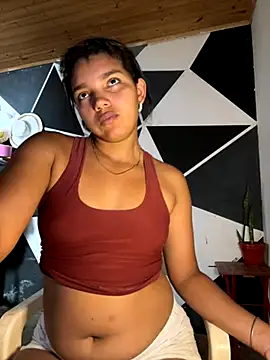 Snapshot of emilyharber chatting on November 25, 2025, 6:30 pm emilyharber online show from November 25, 2025, 6:30 pm