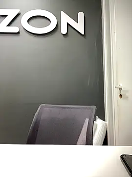 Sweet Lollypop online show from September 19, 2025, 4:33 pm