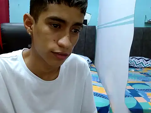 Snapshot of Angelstripboy chatting on March 10, 2025, 3:52 pm Angelstripboy online show from March 10, 2025, 3:52 pm