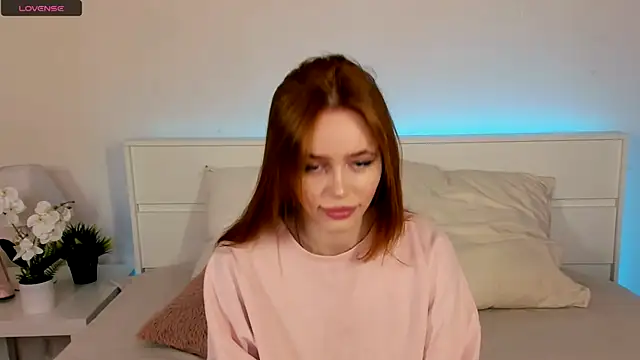 Phoenix Margo online show from March 20, 2025, 2:51 am