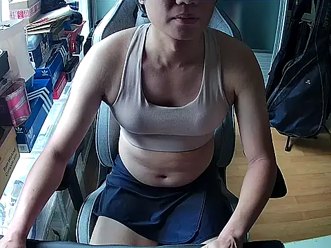 swimsuitloves online show from November 10, 2025, 2:49 am