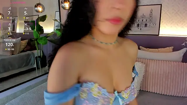 Snapshot of susan_cute198 chatting on November 9, 2025, 12:20 pm susan cute198 online show from November 9, 2025, 12:20 pm