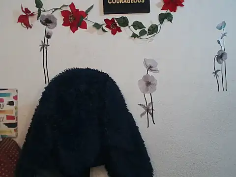 Snapshot of Liamiler01_ chatting on March 23, 2025, 2:26 am Liamiler01 online show from March 23, 2025, 2:26 am