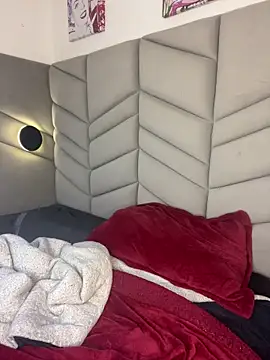 Snapshot of Liamiler01_ chatting on February 26, 2026, 4:01 am Liamiler01 online show from February 26, 2026, 4:01 am