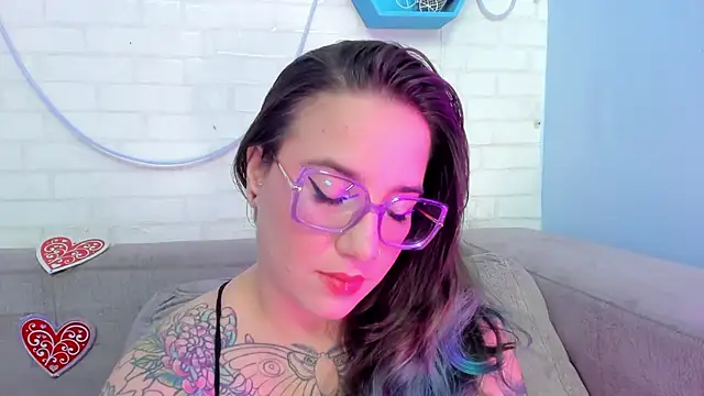 Snapshot of DEVA_BLUE_ chatting on February 18, 2025, 3:42 am DEVA BLUE  online show from February 18, 2025, 3:42 am