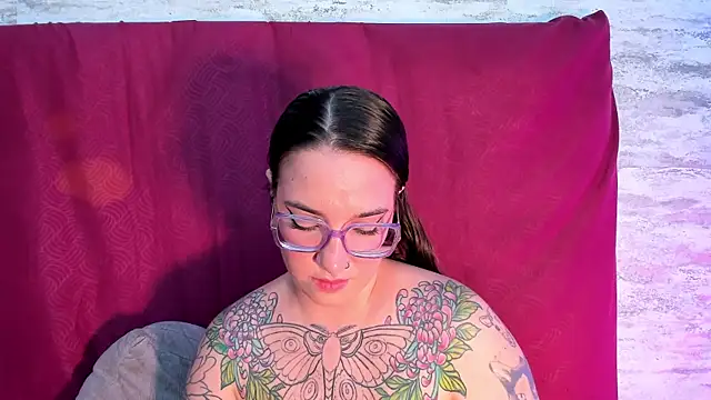 Snapshot of DEVA_BLUE_ chatting on March 15, 2025, 2:24 am DEVA BLUE  online show from March 15, 2025, 2:24 am