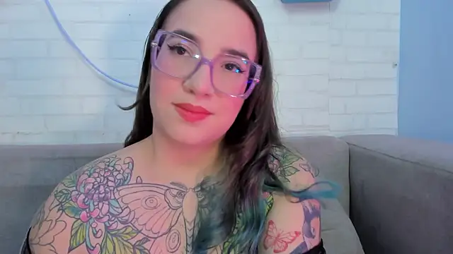 Snapshot of DEVA_BLUE_ chatting on February 7, 2025, 4:48 am DEVA BLUE  online show from February 7, 2025, 4:48 am