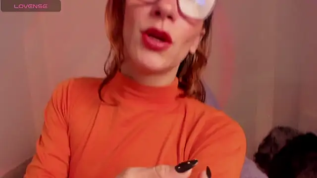 Snapshot of _lh_ chatting on September 30, 2025, 1:39 pm  lh  online show from September 30, 2025, 1:39 pm