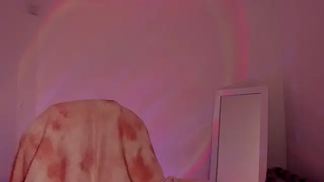 Snapshot of _lh_ chatting on October 30, 2025, 3:20 pm  lh  online show from October 30, 2025, 3:20 pm