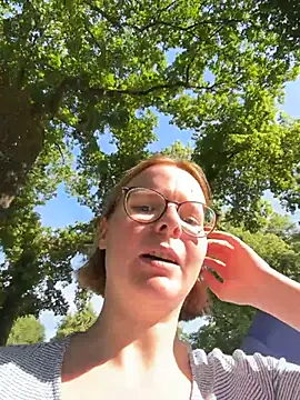 Snapshot of LucyFoxLulu chatting on July 8, 2026, 3:24 pm LucyFoxLulu online show from July 8, 2026, 3:24 pm