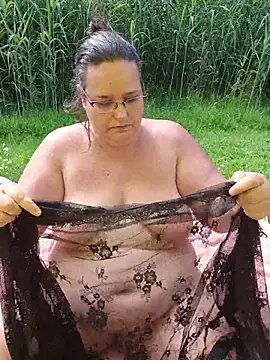 Snapshot of XxGipsyxX chatting on July 4, 2026, 2:32 pm XxGipsyxX online show from July 4, 2026, 2:32 pm
