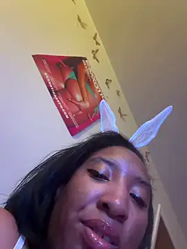 Snapshot of Iceblanca chatting on May 29, 2026, 2:17 am Iceblanca online show from May 29, 2026, 2:17 am