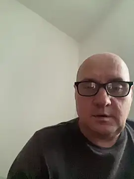 vanjbi45 online show from February 14, 2025, 8:21 am