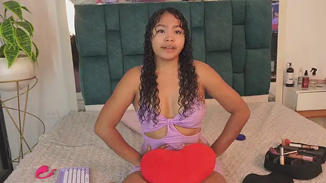 Snapshot of Anais_aradia chatting on May 21, 2026, 7:06 am Anais aradia online show from May 21, 2026, 7:06 am
