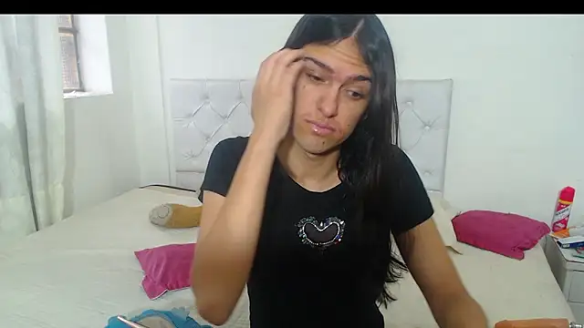 Snapshot of sweet1Girl chatting on April 14, 2026, 11:15 am sweet1Girl online show from April 14, 2026, 11:15 am