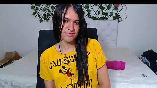 Snapshot of sweet1Girl chatting on April 20, 2026, 12:08 pm sweet1Girl online show from April 20, 2026, 12:08 pm