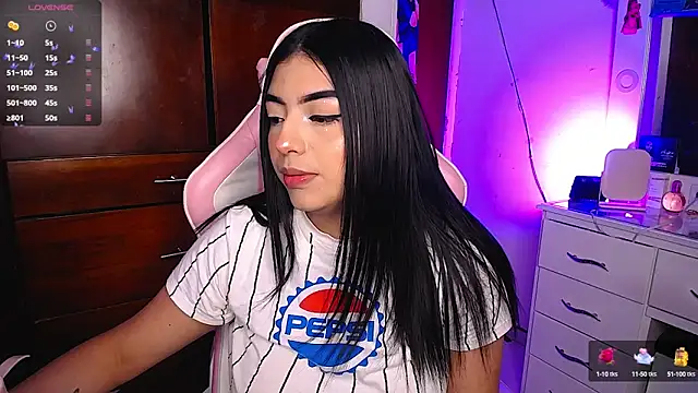 Snapshot of eva_six chatting on March 13, 2025, 3:44 am eva six online show from March 13, 2025, 3:44 am