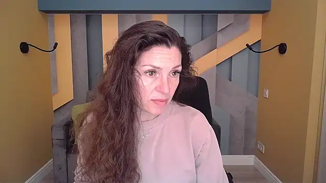 EllaLong online show from March 22, 2026, 12:29 pm