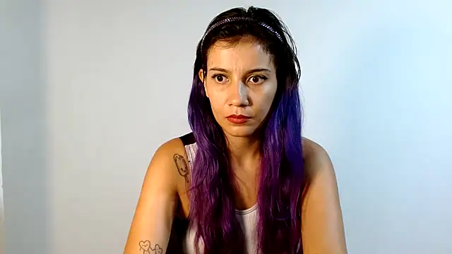 kitty  horny online show from February 20, 2025, 12:04 pm