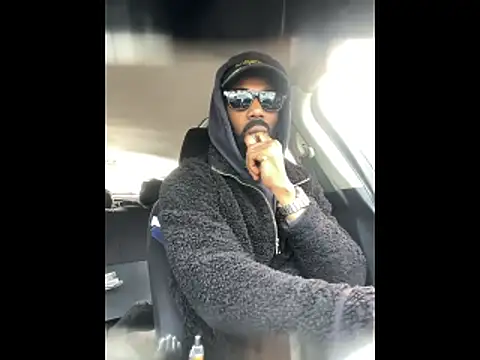 Snapshot of fulsome_change223 chatting on October 26, 2025, 3:45 pm fulsome change223 online show from October 26, 2025, 3:45 pm