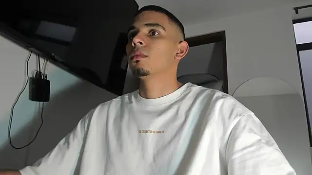 Snapshot of joss_111 chatting on February 9, 2026, 11:30 am joss 111 online show from February 9, 2026, 11:30 am