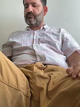 Snapshot of Maxi_TheBigDaddy chatting on July 5, 2026, 4:03 pm Maxi TheBigDaddy online show from July 5, 2026, 4:03 pm