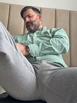 Snapshot of Maxi_TheBigDaddy chatting on June 23, 2026, 7:34 pm Maxi TheBigDaddy online show from June 23, 2026, 7:34 pm