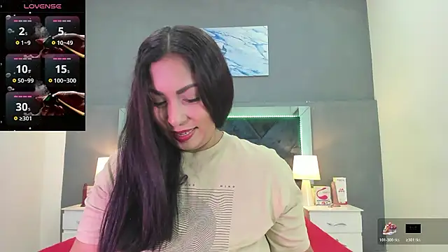 Snapshot of Lauralove_69 chatting on February 14, 2026, 6:19 pm Lauralove 69 online show from February 14, 2026, 6:19 pm