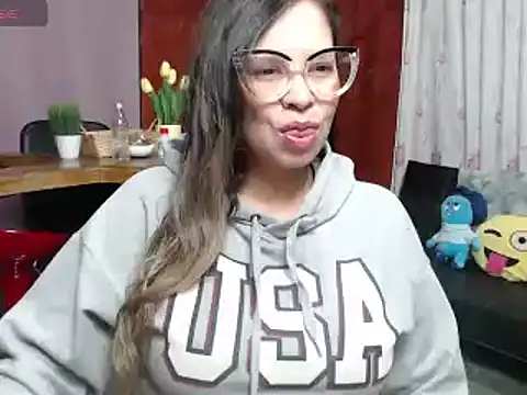 Snapshot of jademoomsm chatting on February 6, 2026, 4:30 am jademoomsm online show from February 6, 2026, 4:30 am