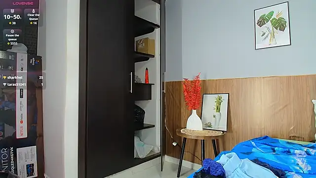 EmiliBonnie online show from January 13, 2026, 10:24 pm