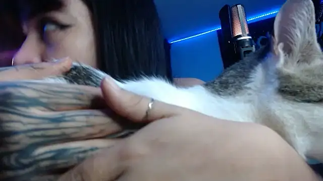 shy katy  online show from January 24, 2025, 8:34 am