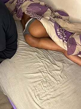 Snapshot of De_maskedcouple chatting on January 6, 2026, 9:41 pm De maskedcouple online show from January 6, 2026, 9:41 pm