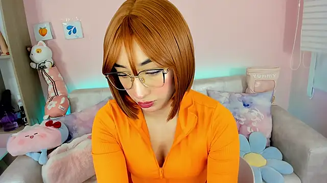 Snapshot of tinysara chatting on November 23, 2025, 4:17 pm tinysara online show from November 23, 2025, 4:17 pm