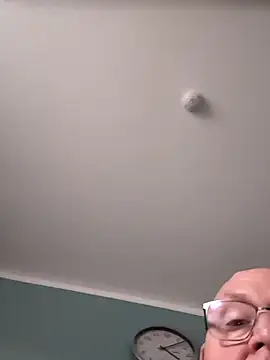 Snapshot of Mariomario0565 chatting on February 17, 2026, 3:09 pm Mariomario0565 online show from February 17, 2026, 3:09 pm