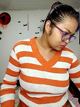 chalohott online show from November 12, 2025, 9:35 am