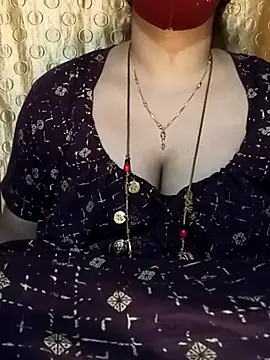 tuttifrutti17 online show from March 14, 2025, 8:38 pm