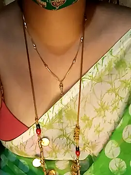 tuttifrutti17 online show from February 13, 2025, 4:50 pm