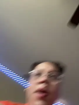 QueenNuttCollector online show from October 28, 2025, 2:05 pm