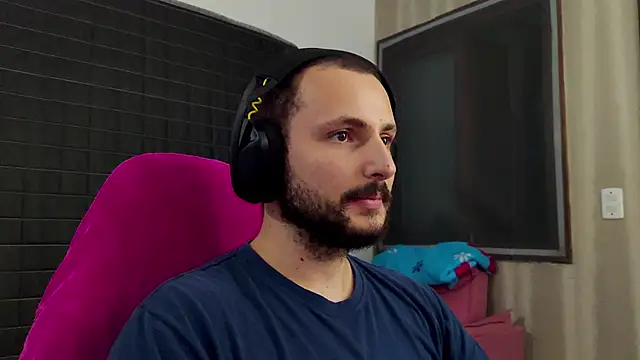 iurytx online show from February 13, 2026, 10:43 pm